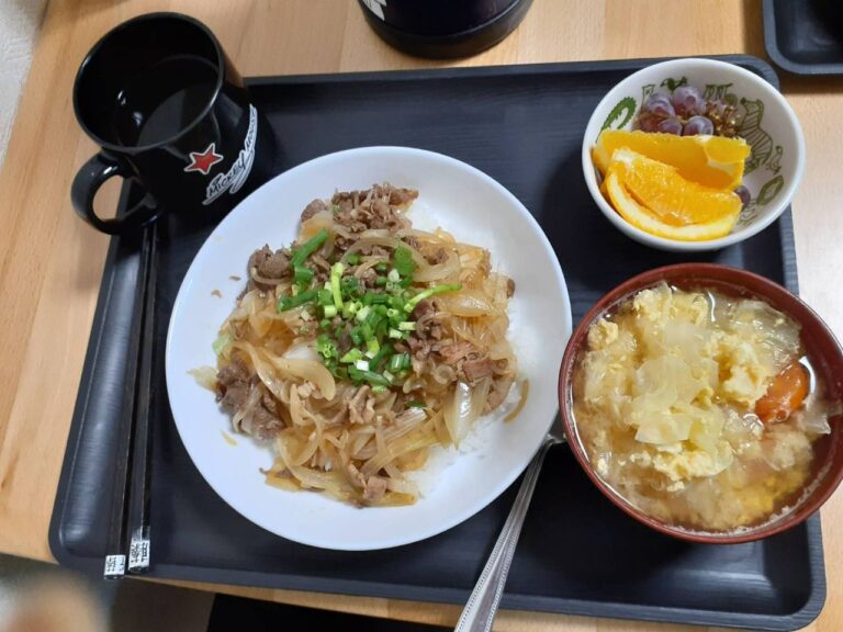 グループホームの夕飯メニュー８